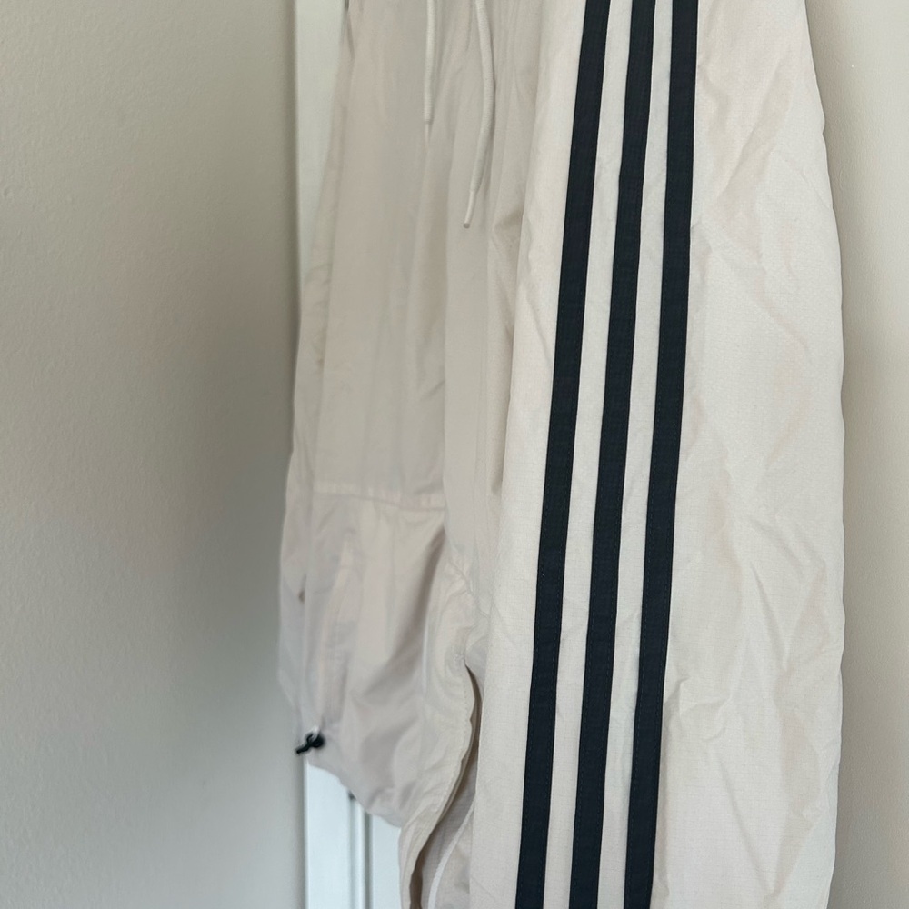 Adidas White Windbreaker Jacket - Picture 6 of 6